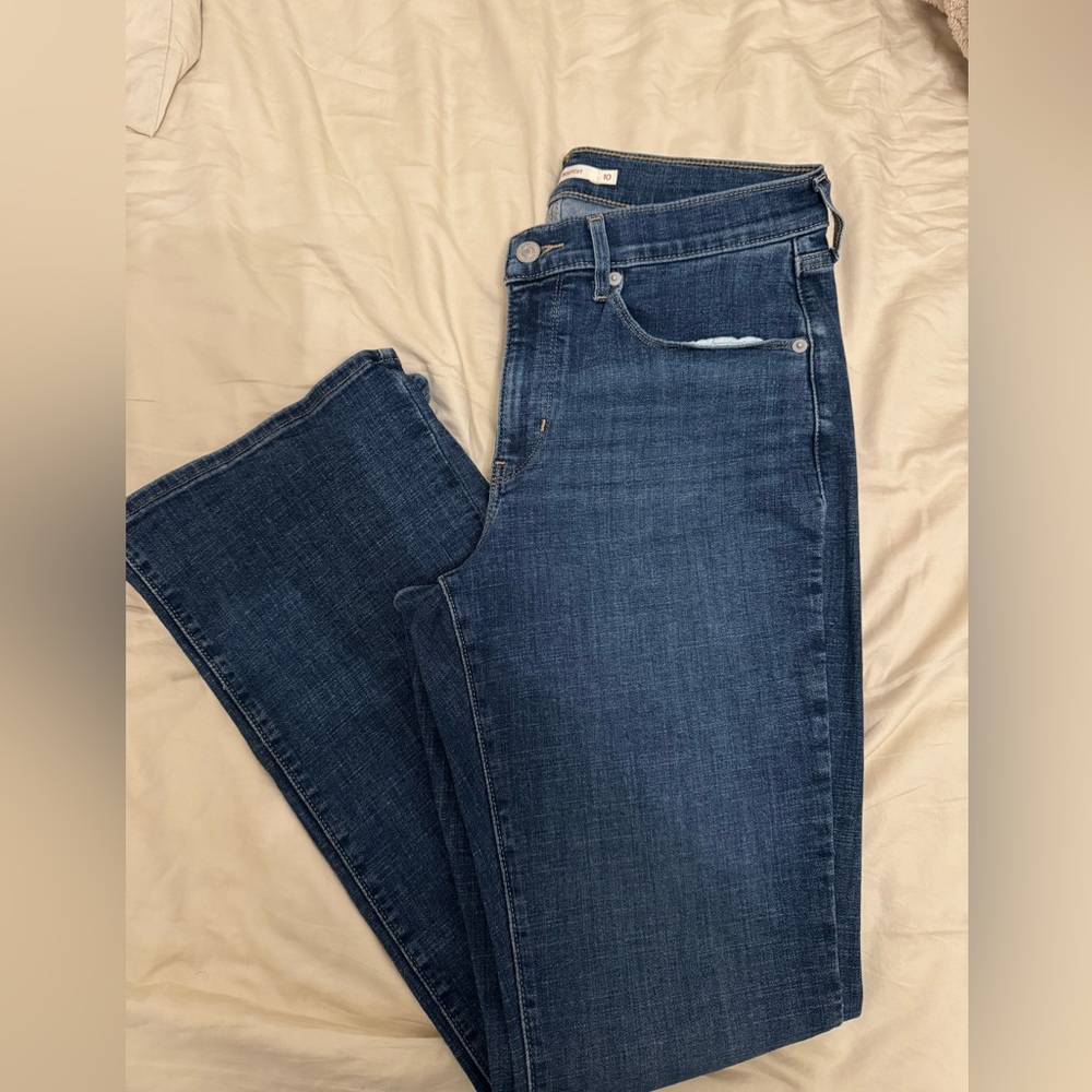 Levis Classic Bootcut Jeans - image 1